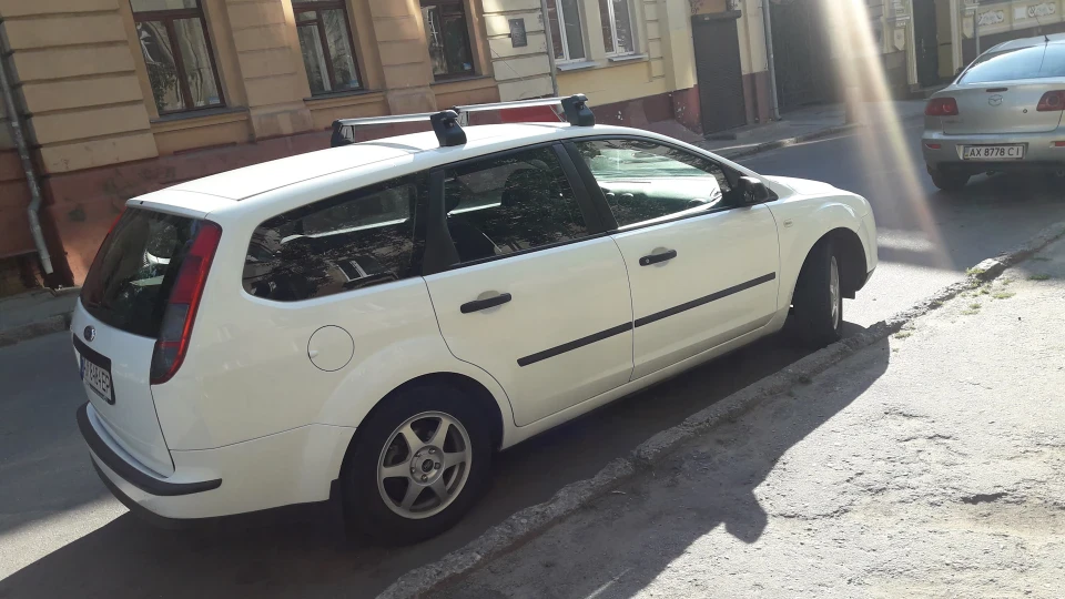 Ford Focus Wagon 2
