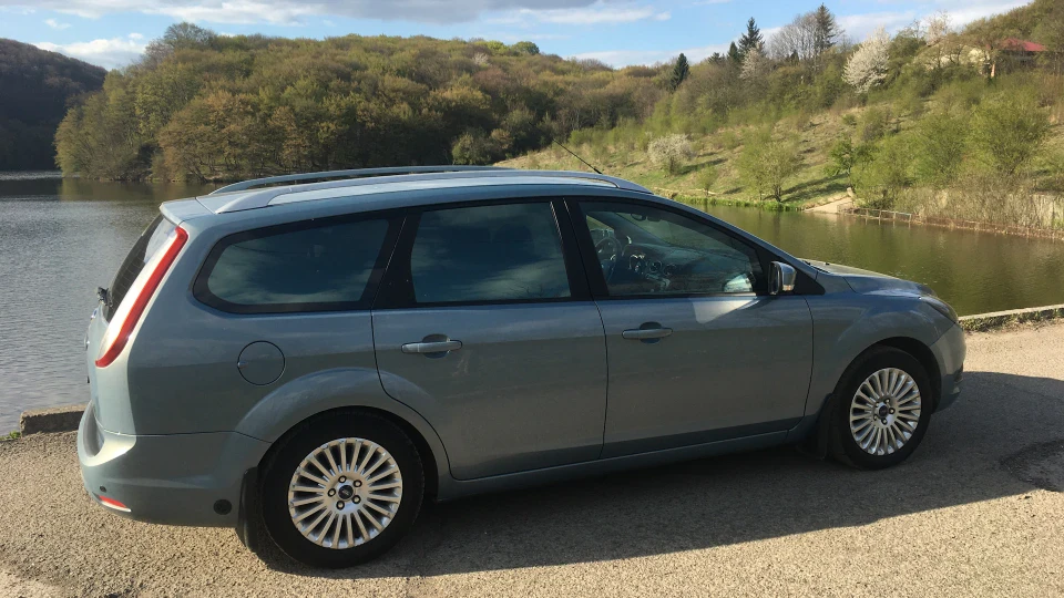 Ford Focus Wagon 2