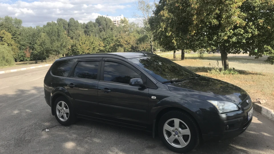 Ford Focus Wagon 2