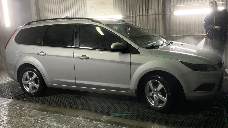 Ford Focus Wagon 2