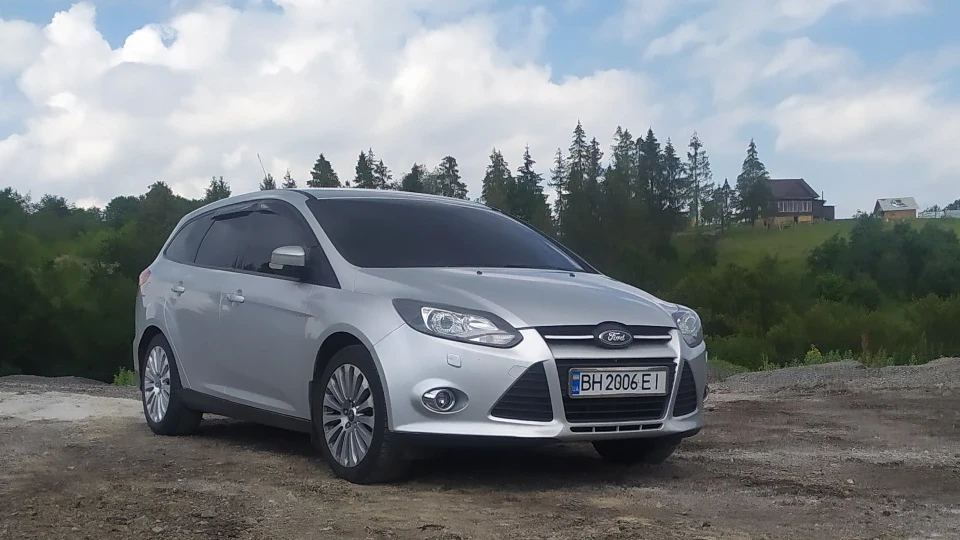 Ford Focus Wagon 2
