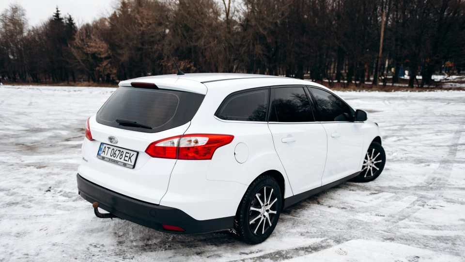 Ford Focus Wagon 4