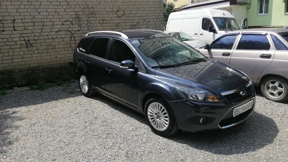Ford Focus Wagon 1.6 85kw tdci 4