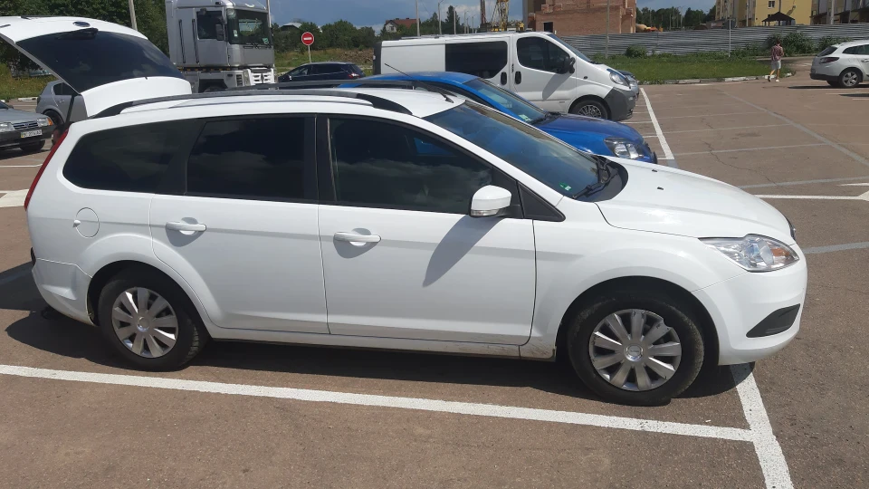 Ford Focus Wagon 1.6 TDCI турбовагон 3