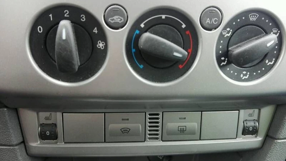 Ford Focus Wagon 1.6TDCI Чорна Пантера 4