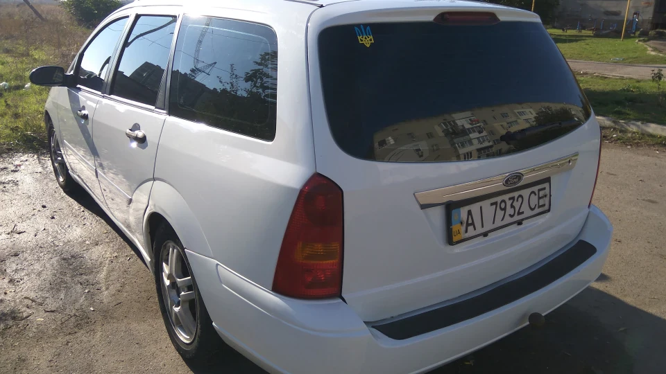 Ford Focus Wagon 2.0 ZETEC 2