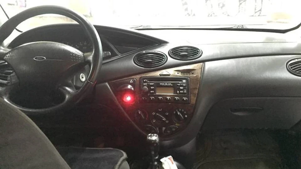 Ford Focus Wagon 2.0 ZETEC 4