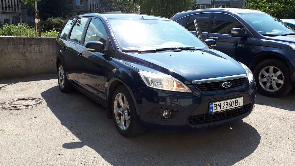 Ford Focus Wagon AT 2
