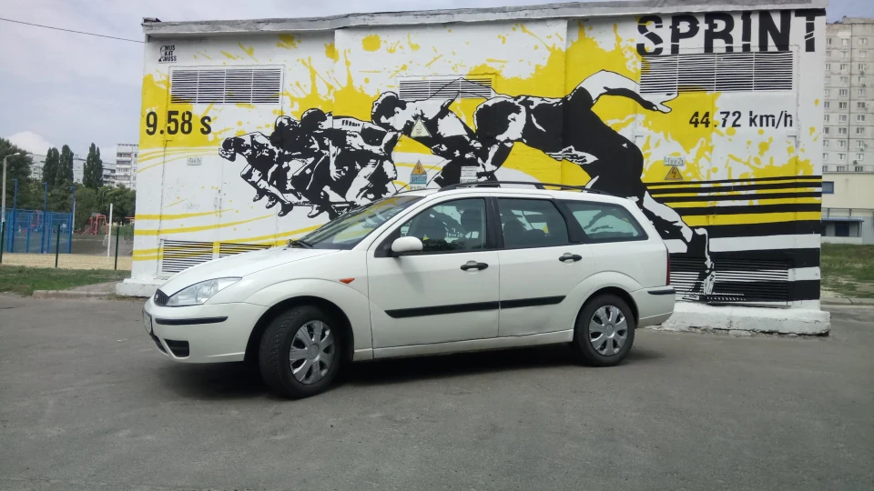 Ford Focus Wagon Білуга 3