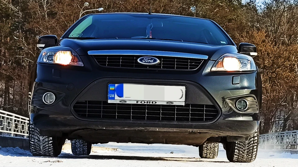 Ford Focus Wagon Чорний куточок