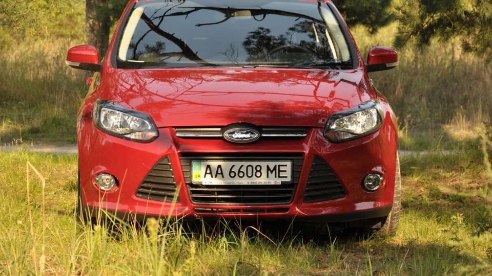 Ford Focus Wagon КарамельноЧервоний
