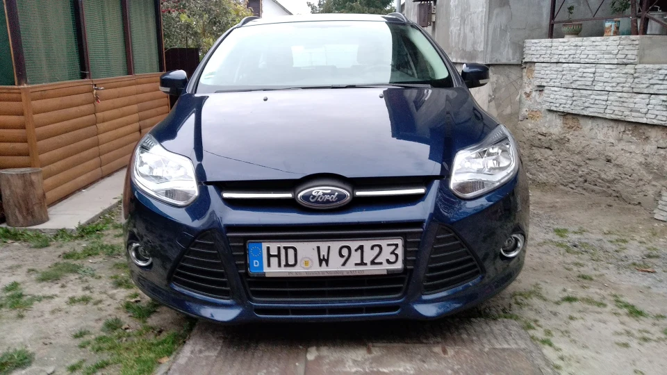 Ford Focus Wagon Синій металік 3
