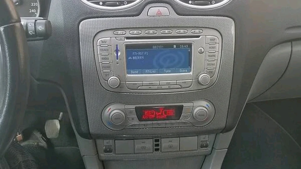 Ford Focus Wagon Titanium 3