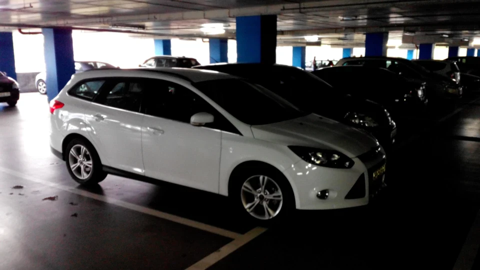 Ford Focus Wagon W 4