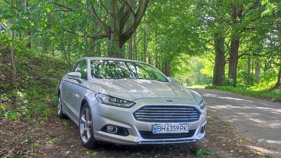 Ford Fusion (America) 1.5 Ecoboost SE 2
