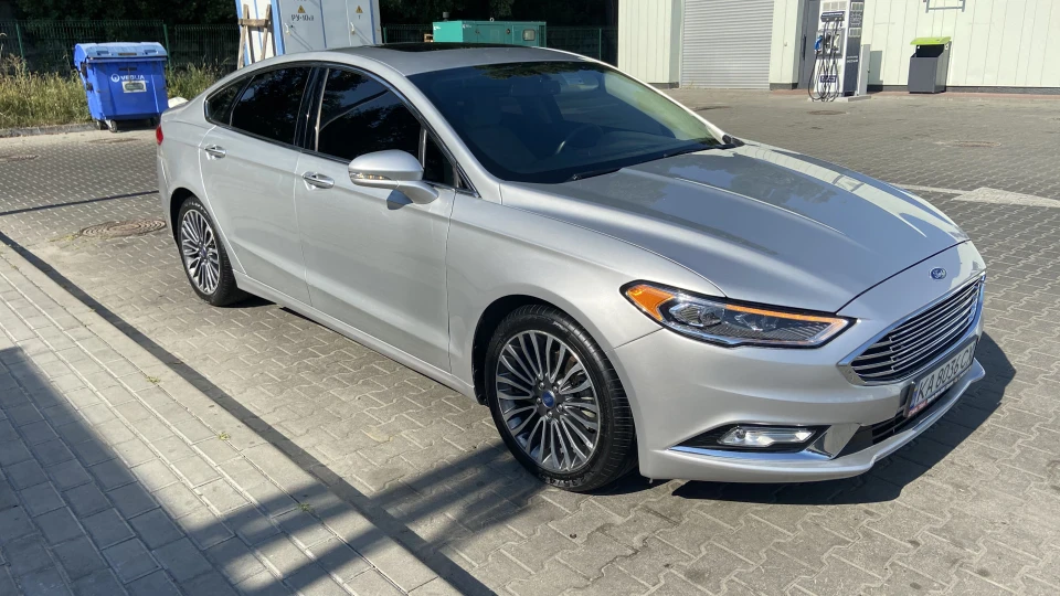 Ford Fusion (America) 2.0 турбо повний привід 4