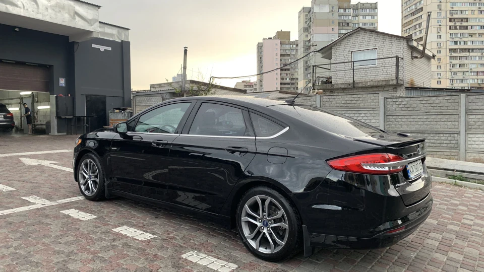 Ford Fusion (America) 2.5 SE 5