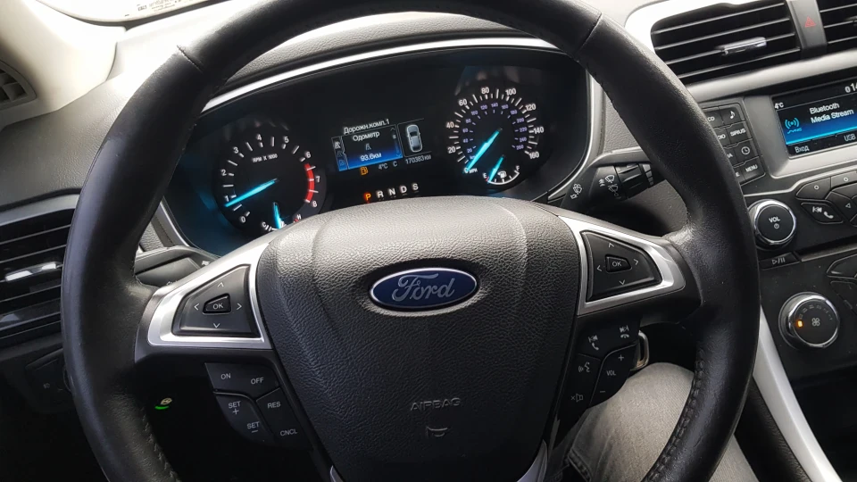Ford Fusion (America) 2.5