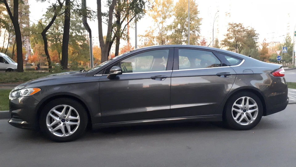 Ford Fusion (America) 2.5