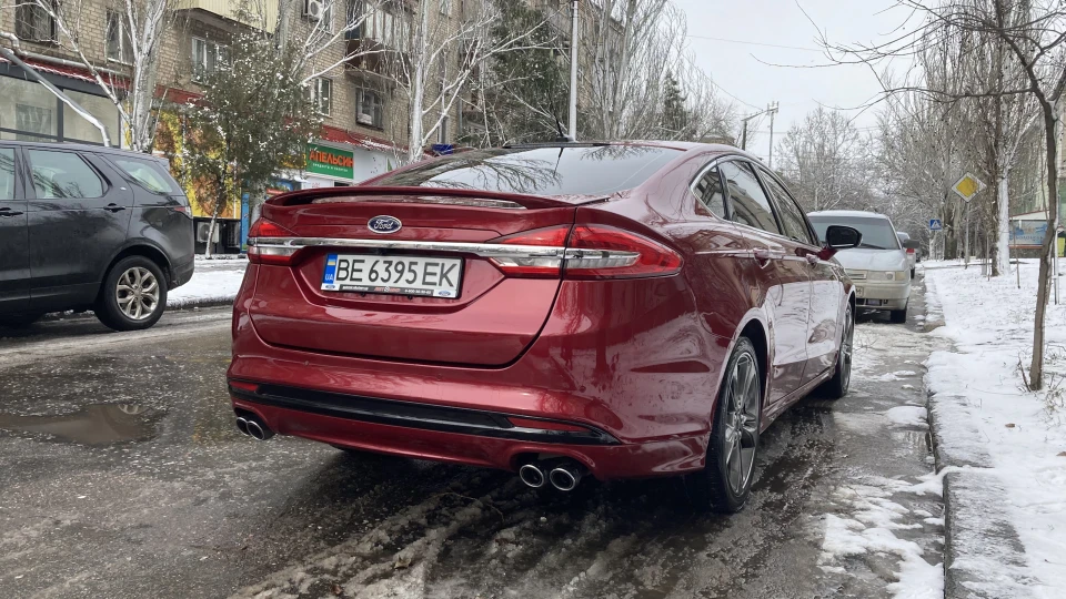 Ford Fusion (America) 2.7 AWD bi-turbo 2