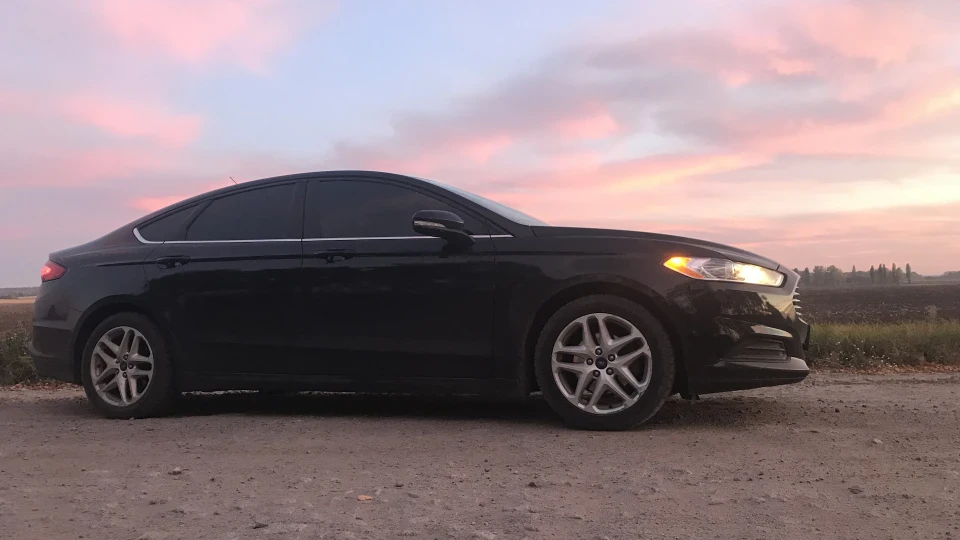 Ford Fusion (America) Absolute black 2.5 2