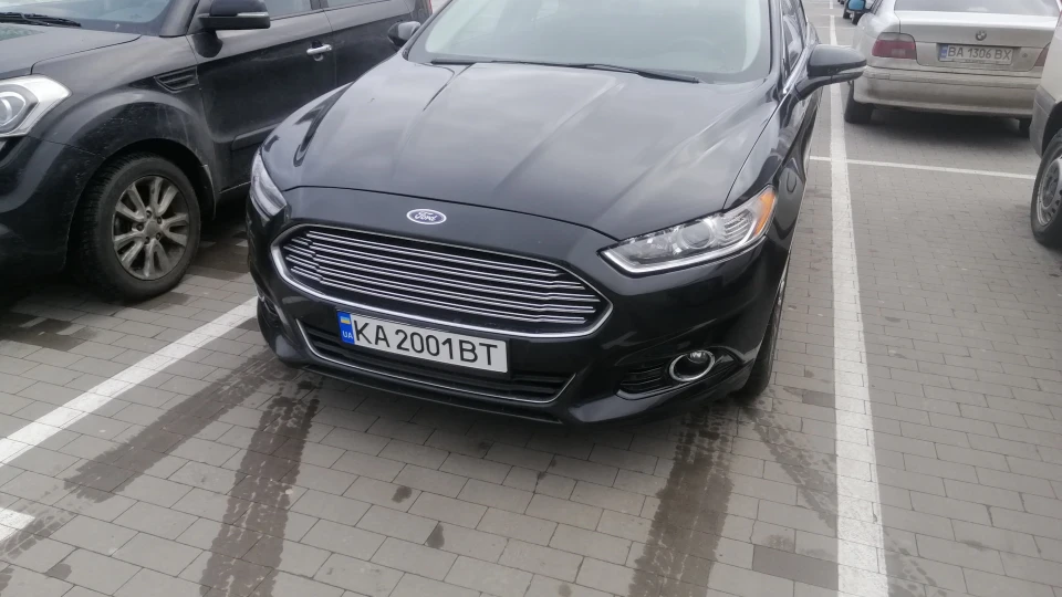 Ford Fusion (America) Чорна лисиця