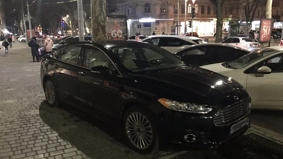 Ford Fusion (America) 🇺🇸 чорний на білому 2