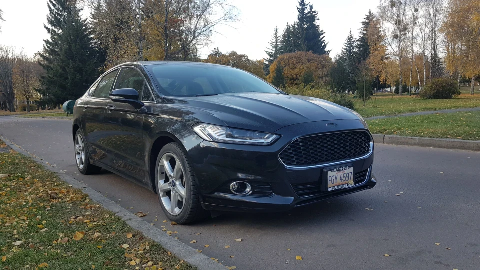 Ford Fusion (America) EmiGrante 2