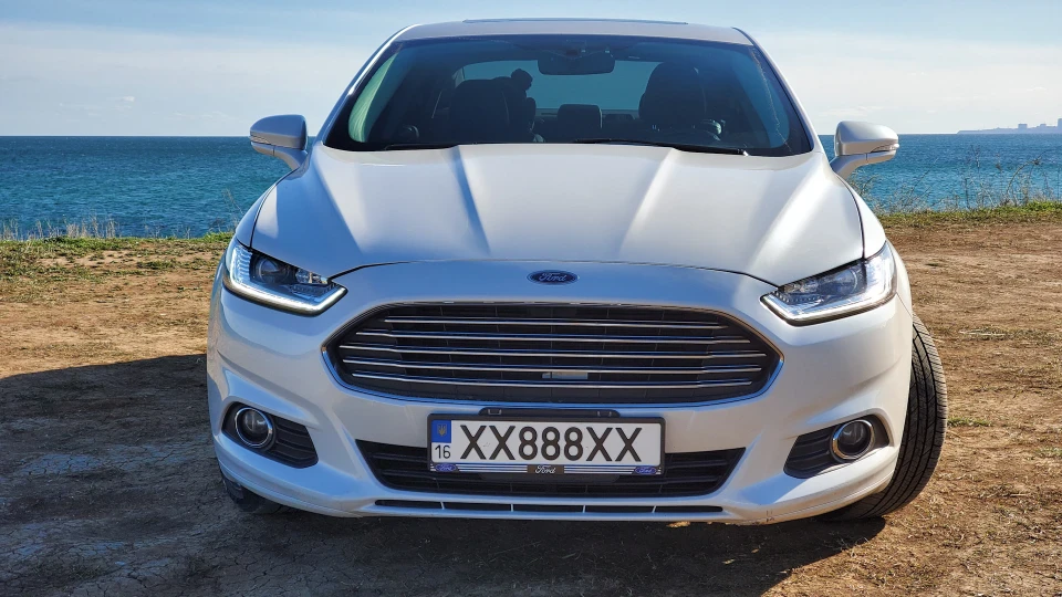 Ford Fusion (America) Hybrid 3