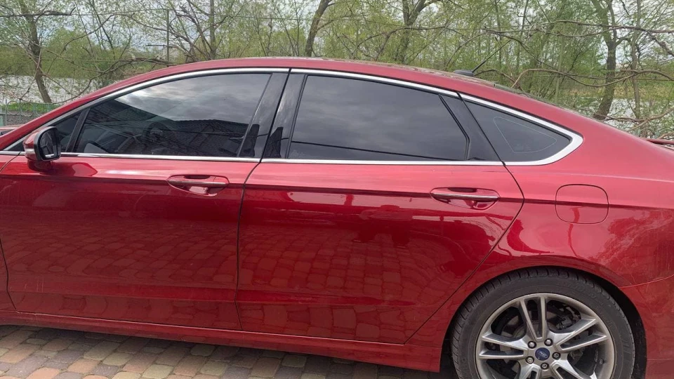 Ford Fusion (America) Комплектація Titanium 2