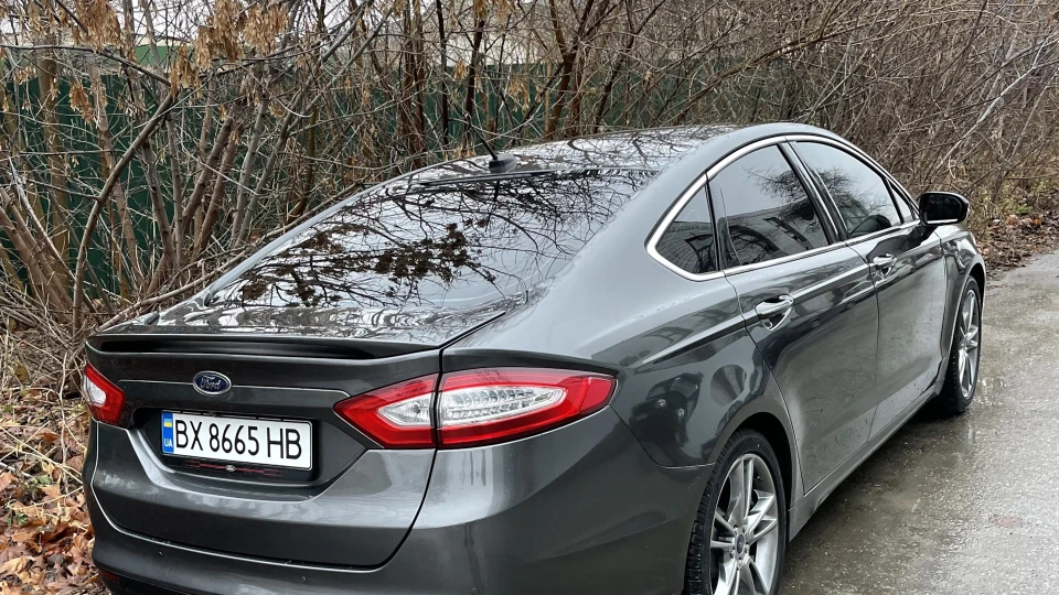 Ford Fusion (America) MGURU