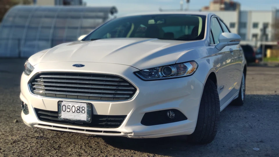 Ford Fusion (America) Pearly Shark