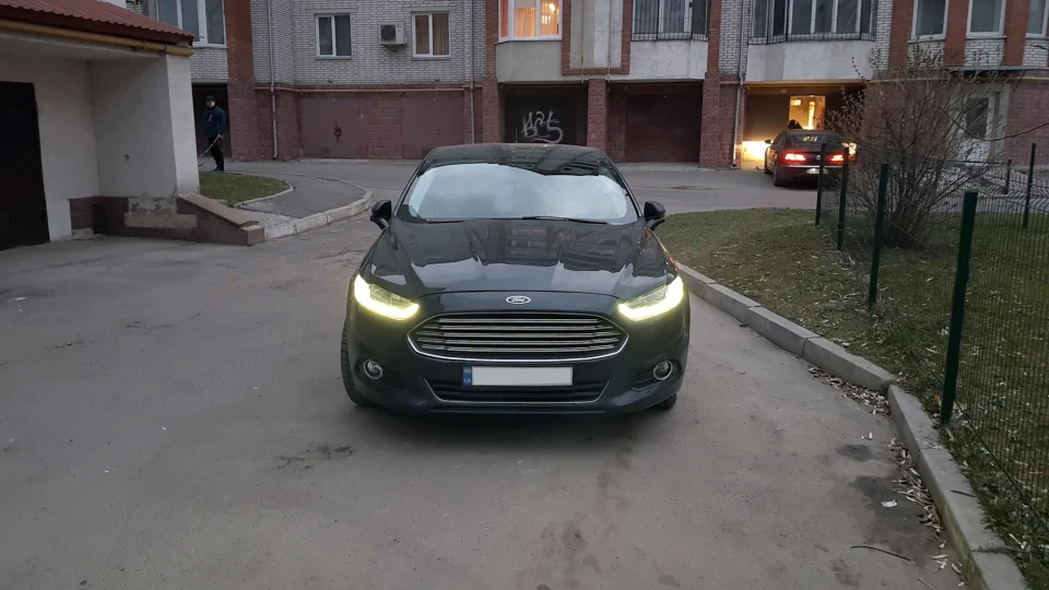 Ford Fusion (America) SE 2.5 2