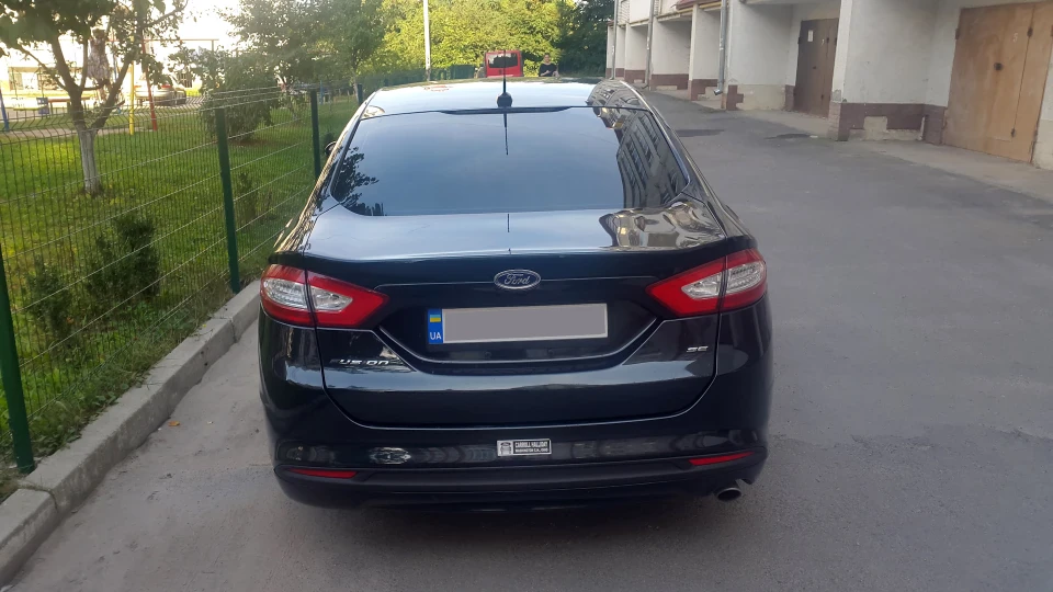 Ford Fusion (America) SE 2.5 4