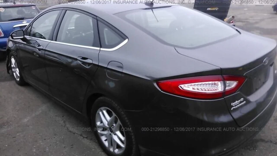 Ford Fusion (America) SE 5