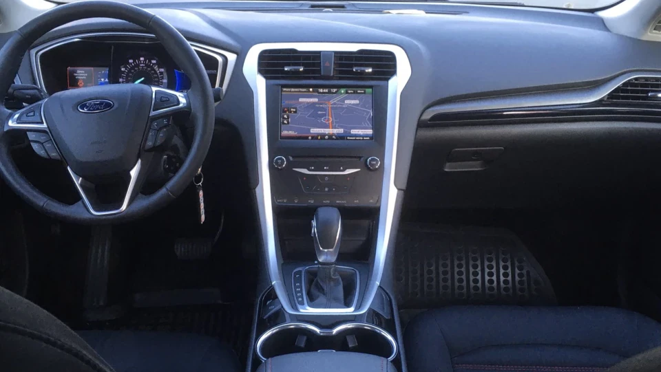 Ford Fusion (America) SE 3
