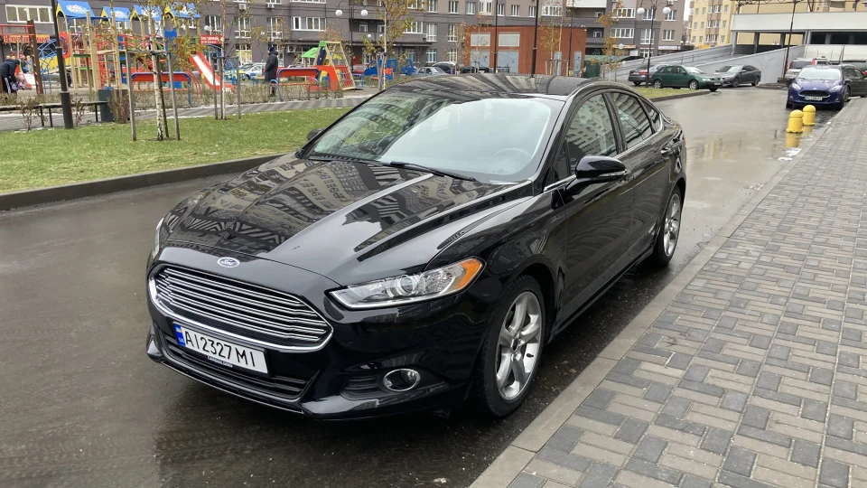 Ford Fusion (America) SE