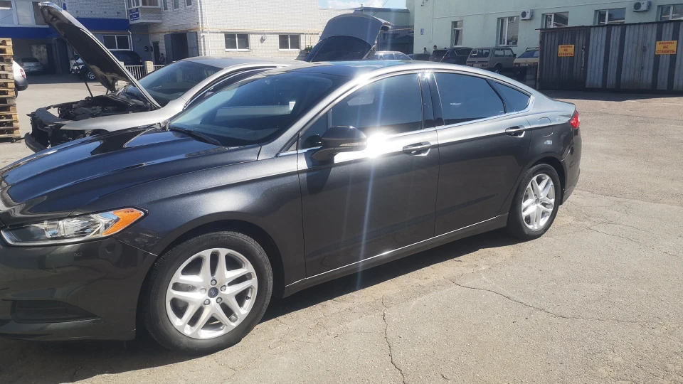 Ford Fusion (America) Сірий Фьюжік 2