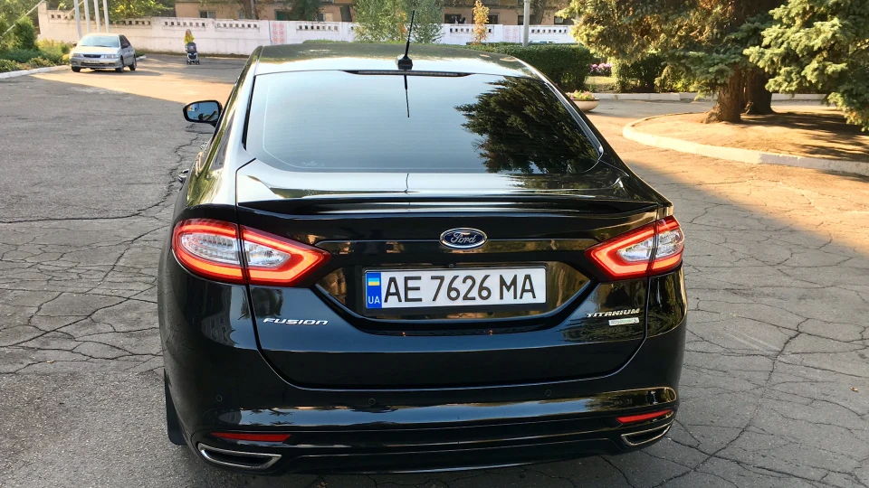 Ford Fusion (America) Titanium 2.0 EcoBoost 4