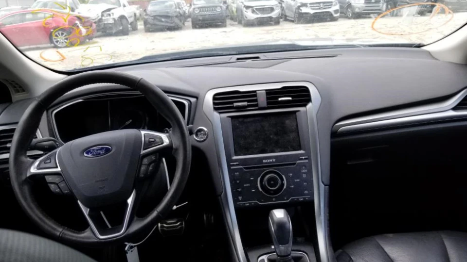 Ford Fusion (America) Titanium 2.0 Ecoboost