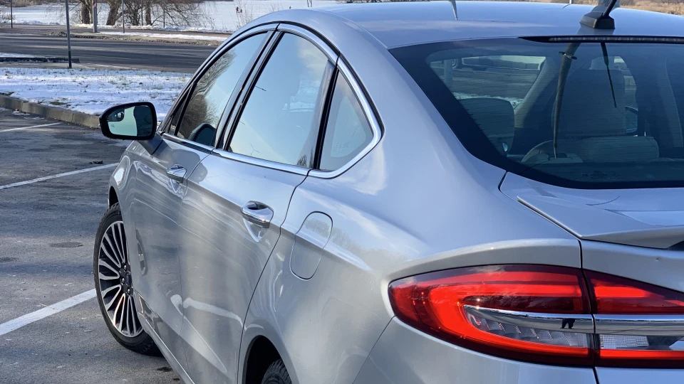 Ford Fusion (America) 5