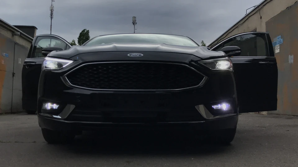 Ford Fusion (America) 4