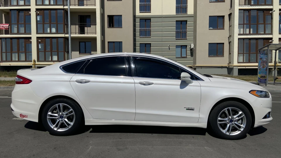 Ford Fusion (America) 3