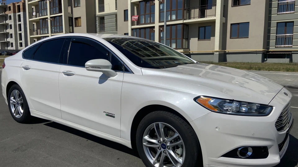 Ford Fusion (America) 4