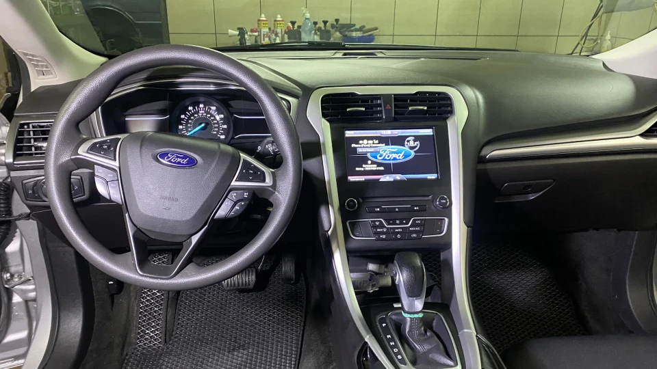 Ford Fusion (America) 4