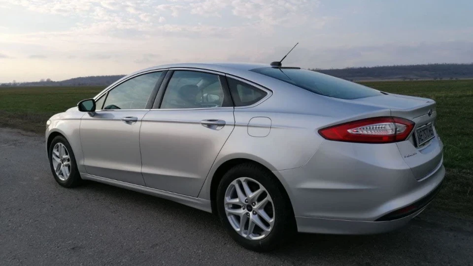 Ford Fusion (America) 2