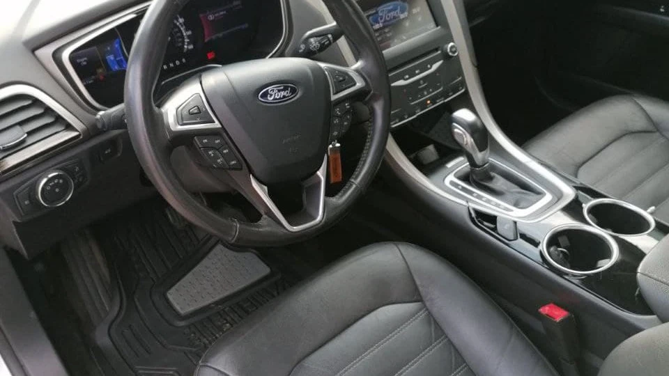 Ford Fusion (America) 3
