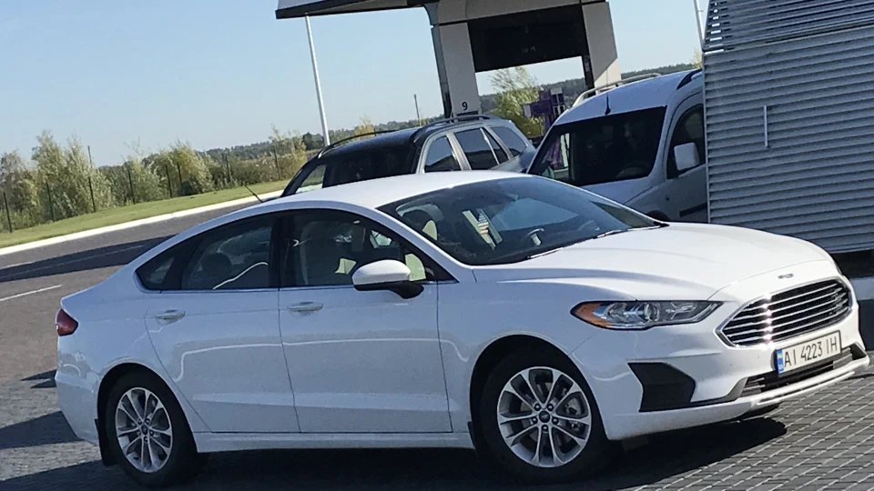 Ford Fusion (America) 5