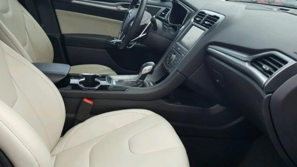 Ford Fusion (America) 4