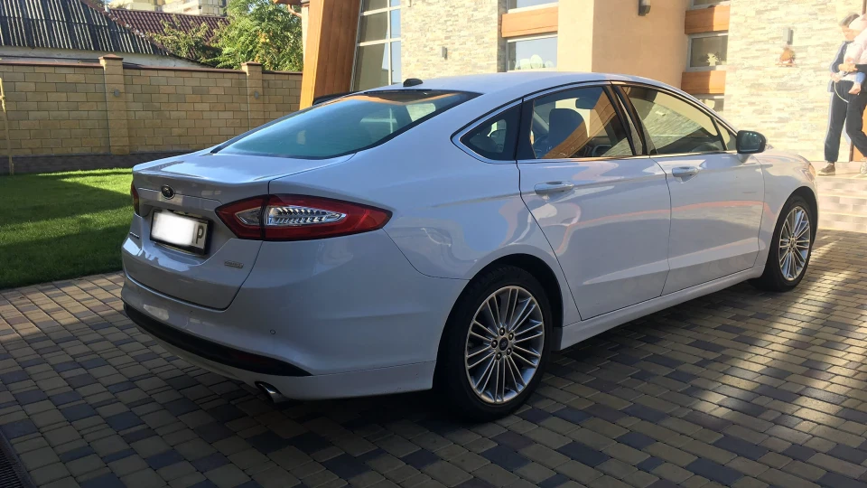 Ford Fusion (America) 2
